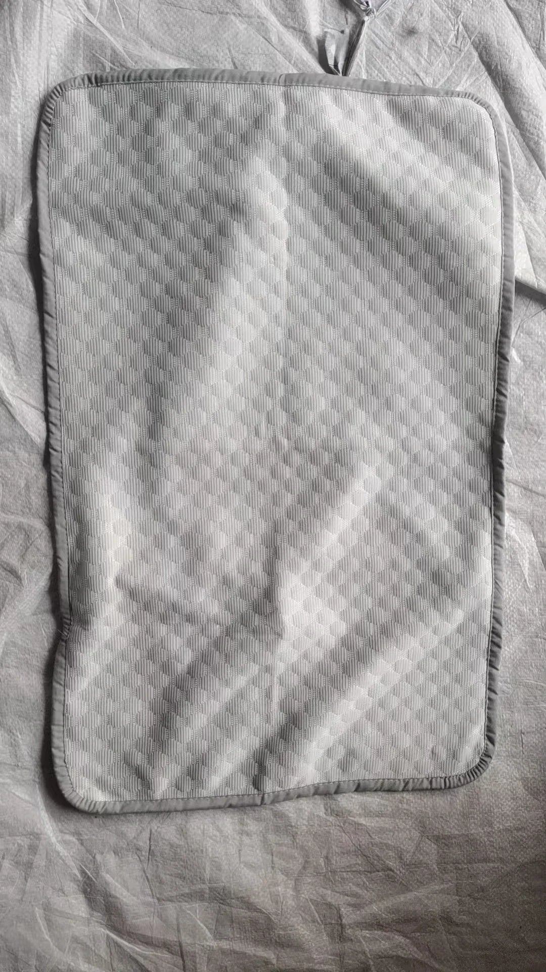 Gentle Morrow™ BreezeRest Cooling Pillowcase