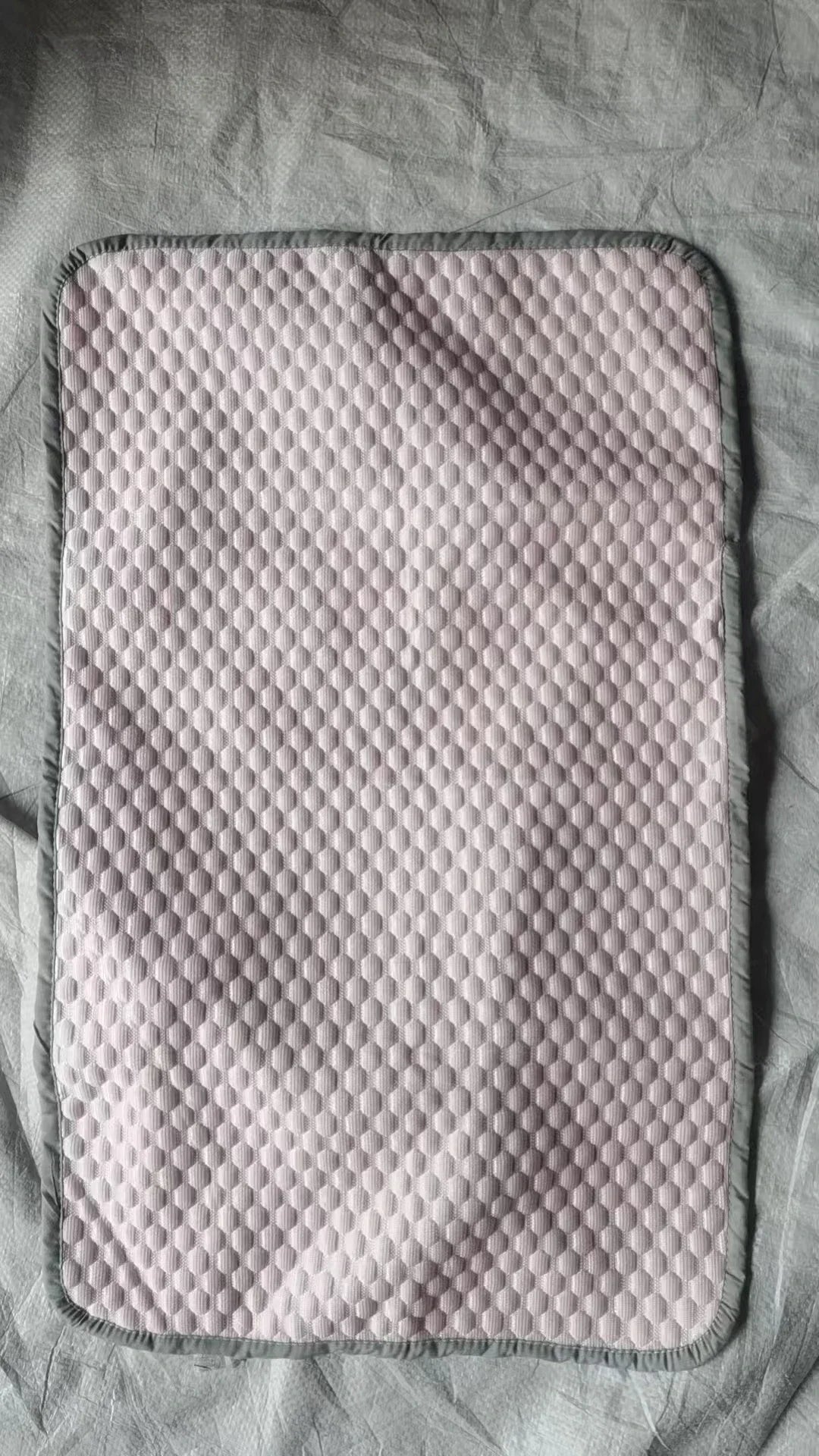 Gentle Morrow™ BreezeRest Cooling Pillowcase