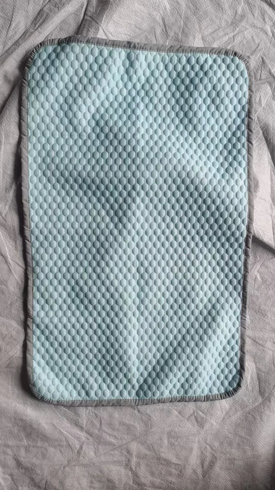 Gentle Morrow™ BreezeRest Cooling Pillowcase